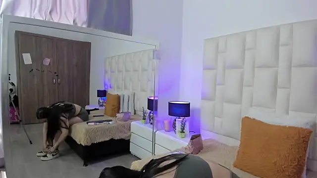 Ariana rouse online show from March 2026 04:13:01 PM