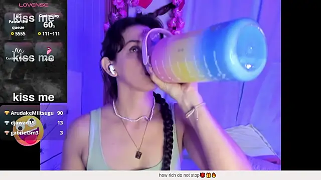 vicky  skinny 1 online show from March 2025 02:44:02 PM