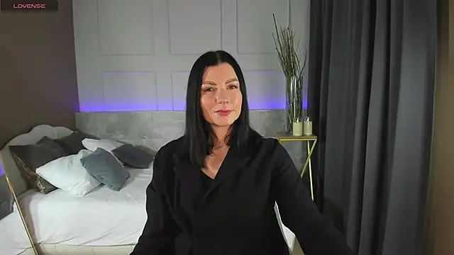 Snapshot of MonicaCheerful chatting on January 2025 10:45:01 AM MonicaCheerful online show from January 2025 10:45:01 AM