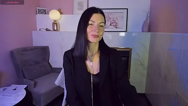 Snapshot of MonicaCheerful chatting on February 2025 08:33:02 AM MonicaCheerful online show from February 2025 08:33:02 AM
