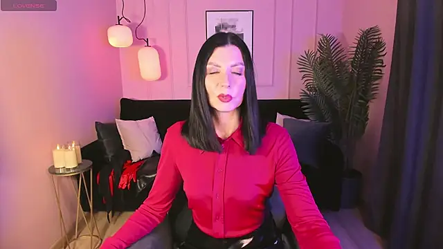 Snapshot of MonicaCheerful chatting on February 2025 04:09:02 PM MonicaCheerful online show from February 2025 04:09:02 PM