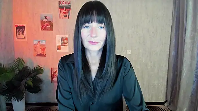 Snapshot of MonicaCheerful chatting on October 2025 12:24:02 PM MonicaCheerful online show from October 2025 12:24:02 PM