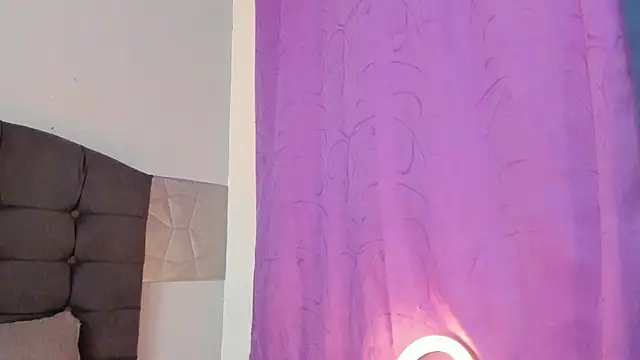 Snapshot of Alice_evans_lov chatting on February 2025 08:22:01 AM Alice evans lov online show from February 2025 08:22:01 AM