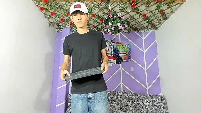 Snapshot of Escarlet_Abel-06 chatting on February 2025 01:20:01 AM Escarlet Abel-06 online show from February 2025 01:20:01 AM