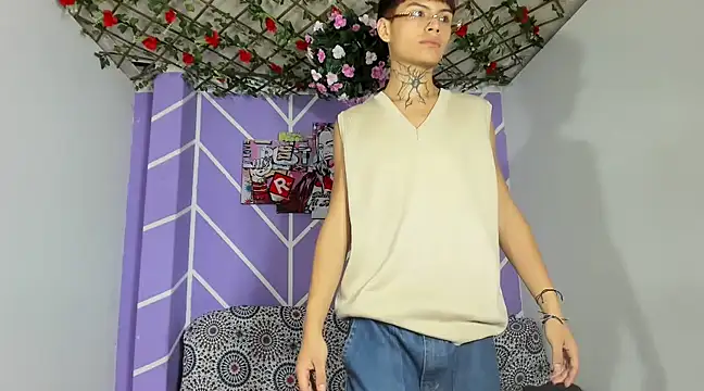 Snapshot of Escarlet_Abel-06 chatting on March 2025 01:31:02 AM Escarlet Abel-06 online show from March 2025 01:31:02 AM