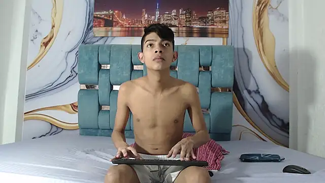 Snapshot of KING_STYLE2 chatting on January 2025 11:17:02 PM KING STYLE2 online show from January 2025 11:17:02 PM