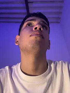 Santiago-Thompson online show from January 2026 08:14:02 PM