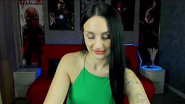 Snapshot of EmiliaBeynard chatting on February 2025 05:01:01 PM EmiliaBeynard online show from February 2025 05:01:01 PM