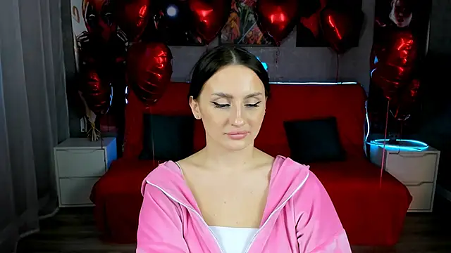 Snapshot of EmiliaBeynard chatting on February 2025 01:52:02 PM EmiliaBeynard online show from February 2025 01:52:02 PM