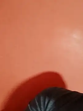 Milankure111 online show from February 2025 09:25:02 AM