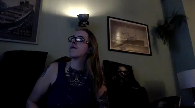 Snapshot of Astrid-Gilbert chatting on March 2025 09:15:01 PM Astrid-Gilbert online show from March 2025 09:15:01 PM