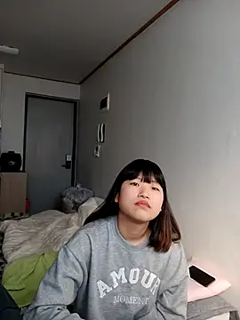 cutie koreancouple online show from February 2025 01:11:01 AM