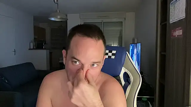 Funnyjul31 online show from March 2025 07:25:01 PM