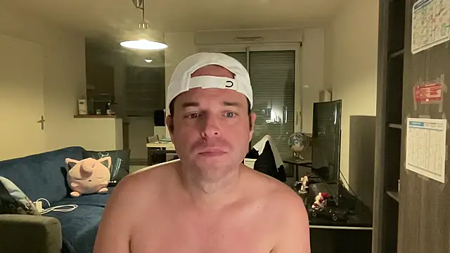 Funnyjul31 online show from November 2025 06:52:01 PM