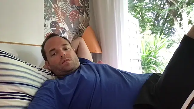 Funnyjul31 online show from June 2026 03:47:01 PM
