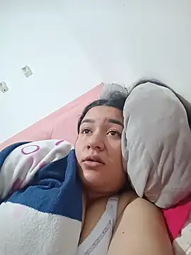 Snapshot of kelmont chatting on October 2025 01:02:02 AM kelmont online show from October 2025 01:02:02 AM