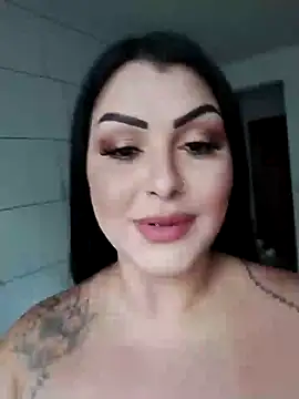 Snapshot of Julianafenix95 chatting on January 2025 04:51:02 PM Julianafenix95 online show from January 2025 04:51:02 PM