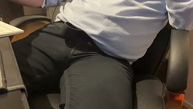 vincent1522 online show from February 2025 07:21:01 PM