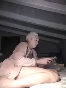 divinaerotica online show from March 2025 06:09:01 PM