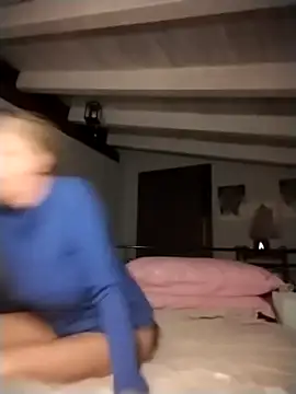 divinaerotica online show from March 2026 05:37:02 PM