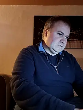 Snapshot of Pourleplasirs chatting on February 2025 12:08:02 AM Pourleplasirs online show from February 2025 12:08:02 AM