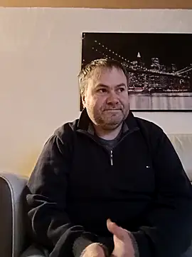 Snapshot of Pourleplasirs chatting on March 2025 01:04:02 AM Pourleplasirs online show from March 2025 01:04:02 AM