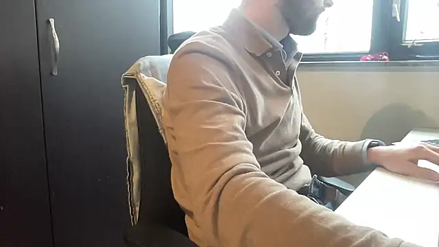 bullyboyy online show from February 2025 02:57:02 PM