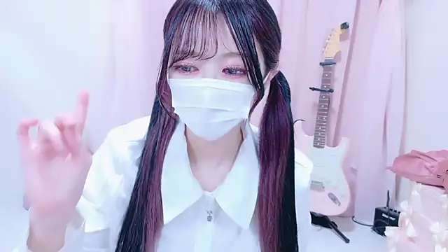 Megu-mimi online show from October 2025 04:46:01 PM