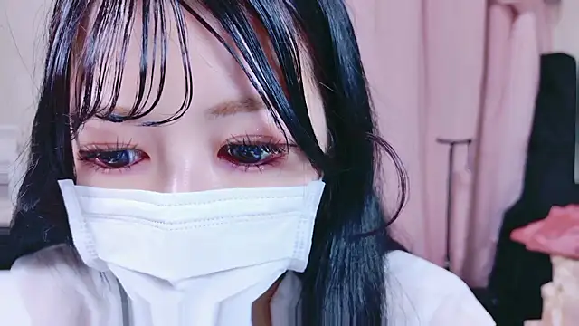 Snapshot of Megu-mimi chatting on February 2026 07:18:02 AM Megu-mimi online show from February 2026 07:18:02 AM