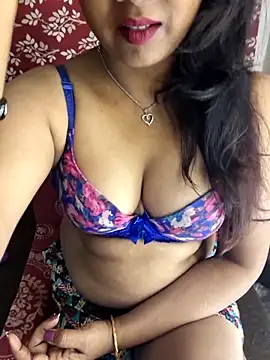 Snapshot of Cute_Jiyaa chatting on January 2026 07:45:01 PM Cute Jiyaa online show from January 2026 07:45:01 PM