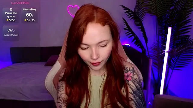 Maya Light online show from February 2026 01:56:02 AM