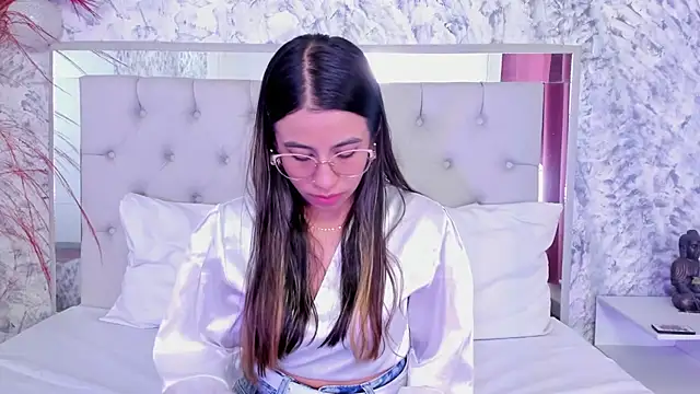 Ariana greenblat online show from February 2026 04:24:02 PM