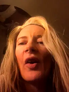 blondey206 online show from January 2026 12:24:01 AM