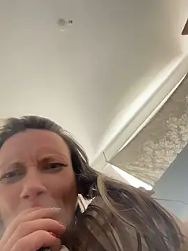 blondey206 online show from April 2026 02:03:02 PM