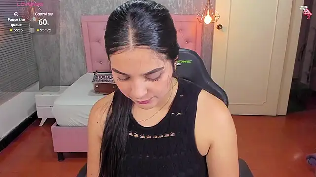 Hadley  online show from February 2025 03:07:01 AM