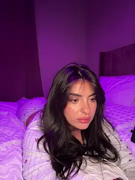 Snapshot of cute_carly_ chatting on February 2025 10:20:02 PM cute carly online show from February 2025 10:20:02 PM