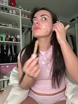 Snapshot of cute_carly_ chatting on March 2025 12:02:02 PM cute carly online show from March 2025 12:02:02 PM