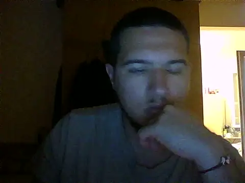 Snapshot of Drag_Queen chatting on June 2026 07:28:01 PM Drag Queen online show from June 2026 07:28:01 PM