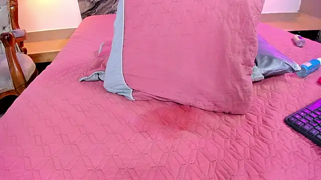 Estefy gomez09 online show from March 2025 06:38:02 AM