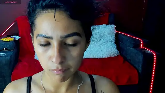 Snapshot of SOPHI_WOLFF chatting on March 2025 04:18:01 AM SOPHI WOLFF online show from March 2025 04:18:01 AM