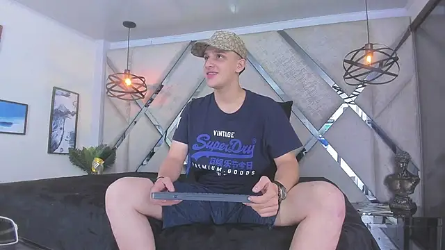 Thomas May4rs online show from February 2025 07:33:02 AM