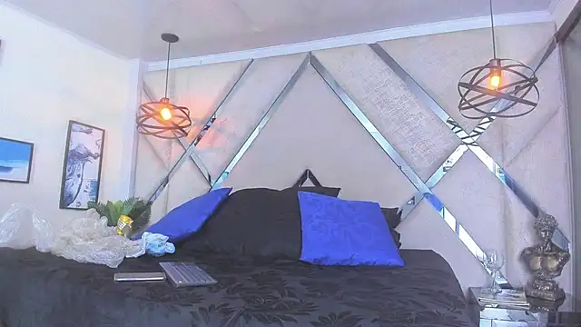 Thomas May4rs online show from February 2025 04:35:01 AM