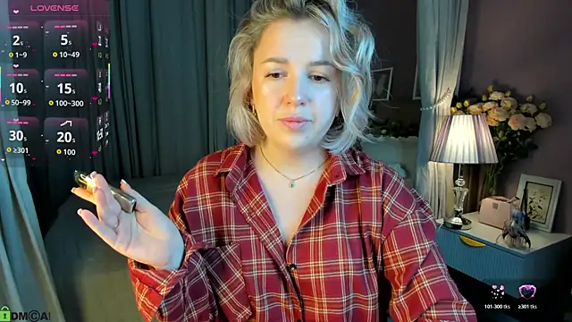 Nikki Kai online show from October 2025 01:07:02 AM