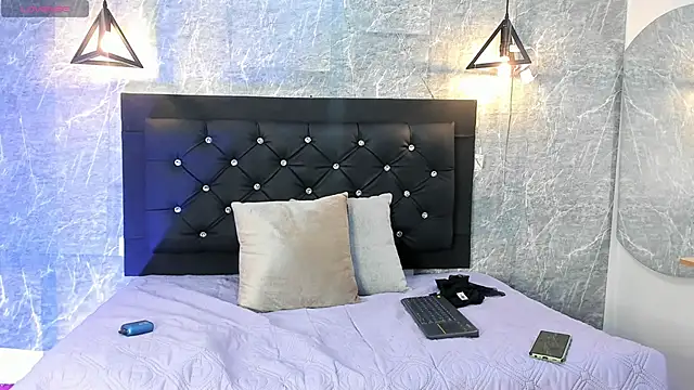 Snapshot of emberhodson chatting on September 2025 11:34:02 AM emberhodson online show from September 2025 11:34:02 AM