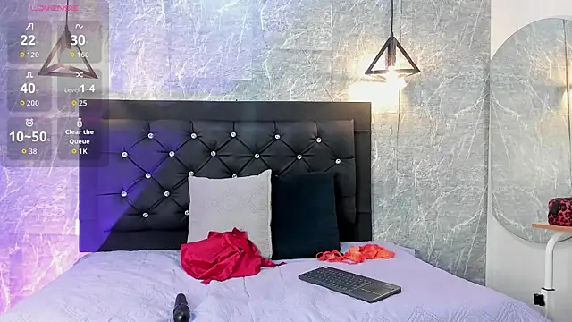 Snapshot of emberhodson chatting on September 2025 11:26:01 AM emberhodson online show from September 2025 11:26:01 AM