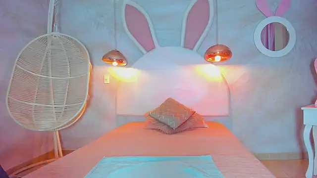 NAUGHTY ALANA  online show from February 2025 03:41:02 PM