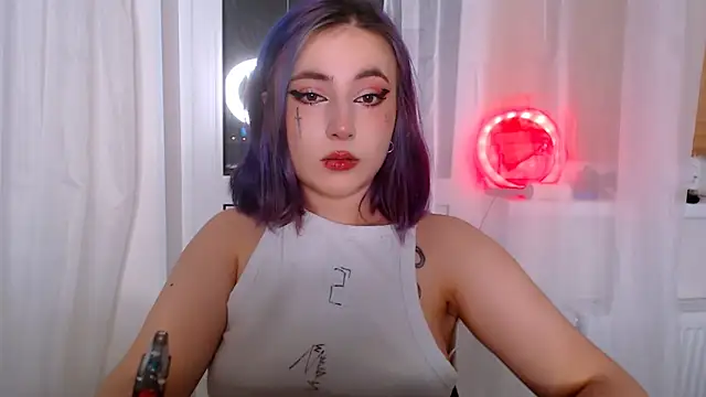 purplewitch online show from October 2025 08:38:01 PM