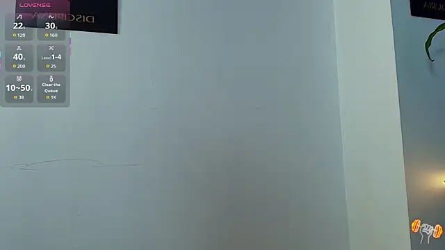 Snapshot of Dwayne_Brown chatting on May 2026 08:04:02 PM Dwayne Brown online show from May 2026 08:04:02 PM