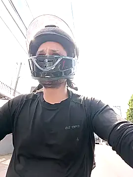 Quemoustro online show from January 2025 08:25:01 PM