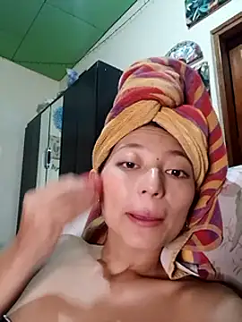 Snapshot of Little_Saori chatting on February 2025 05:41:01 AM Little Saori online show from February 2025 05:41:01 AM